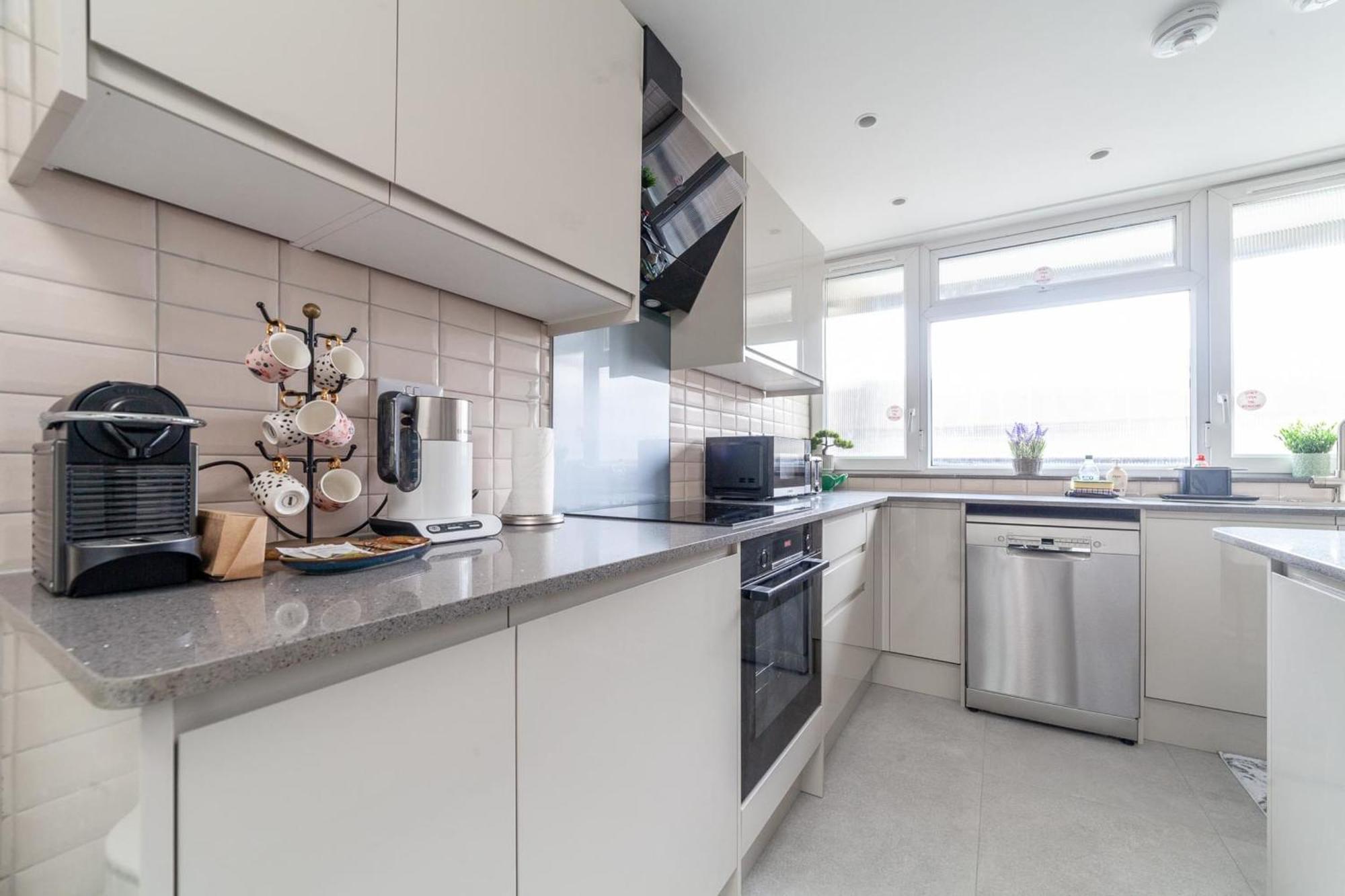 Excellent 3-Bed Flat In Elephant & Castle London Exterior photo