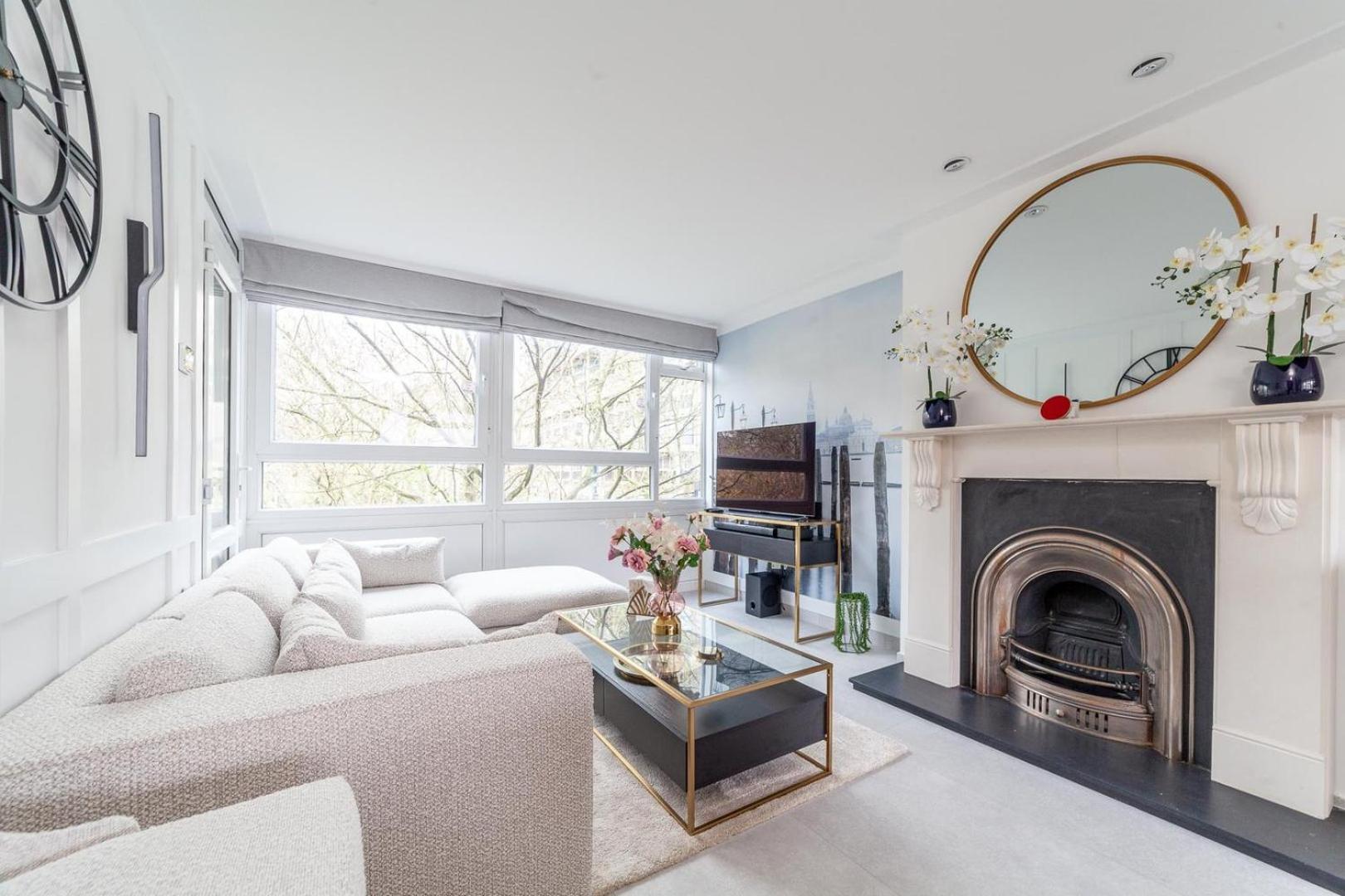 Excellent 3-Bed Flat In Elephant & Castle London Exterior photo